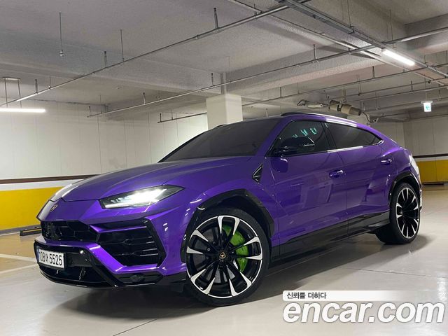 Lamborghini Urus из Кореи Encar