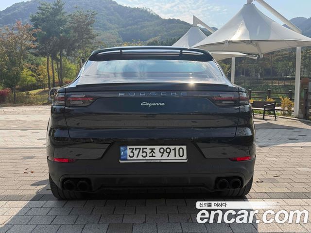 Porsche Cayenne 3.0 E-Hybrid Coupe — пробег 39 000 км — фото 4 из 5