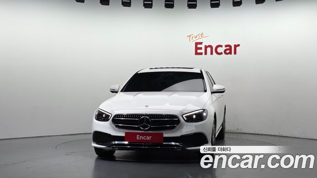 Mercedes-Benz E-Class E350 4MATIC Avantgarde — пробег 67 168 км — фото 3 из 5